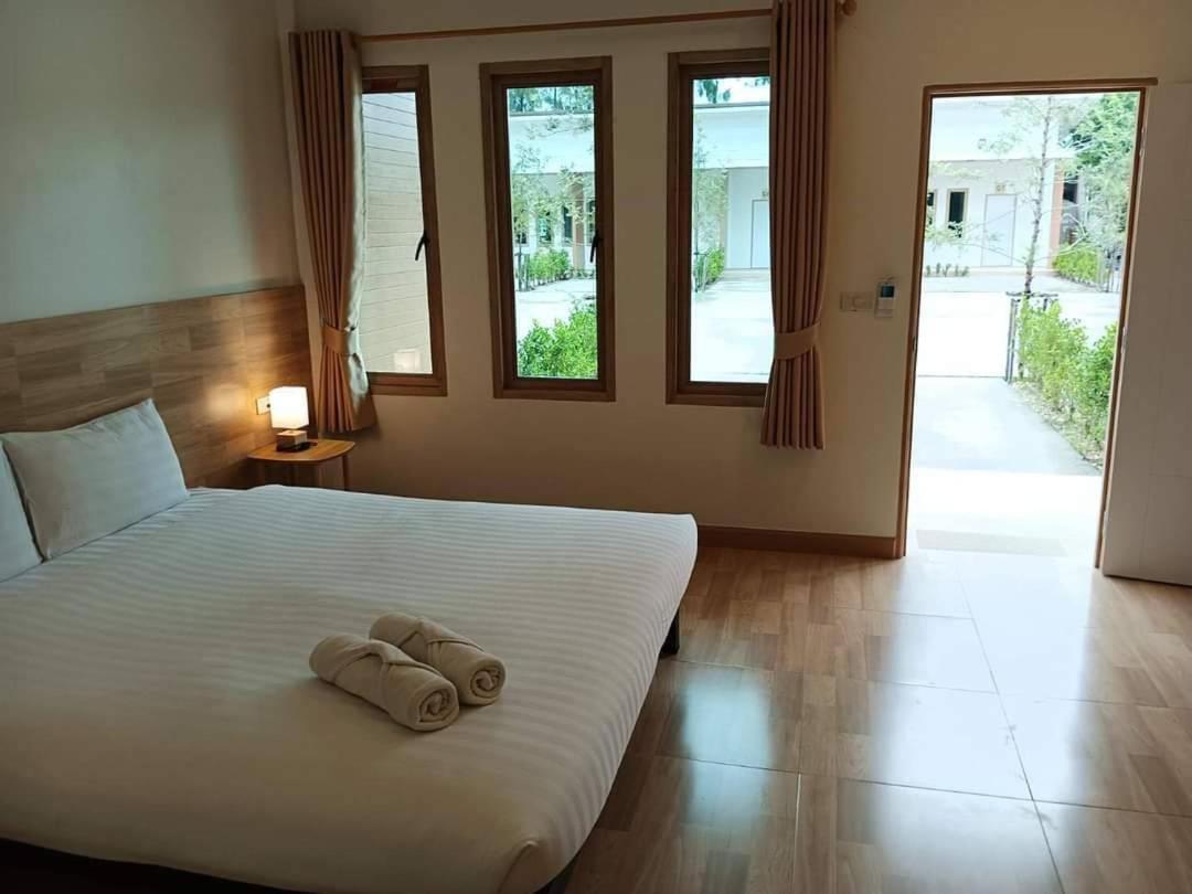 Three Bays Resort Prachuap Khiri Khan Exterior foto